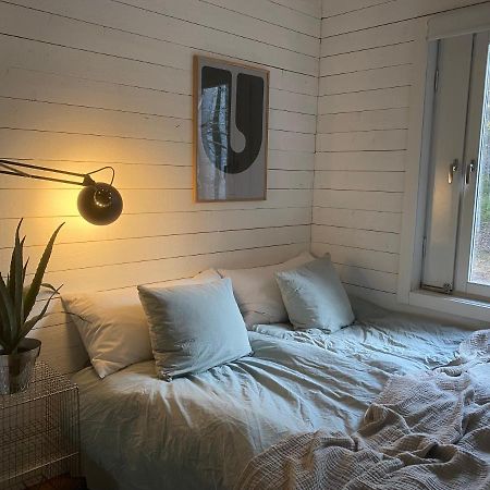 Peaceful And Scandinavian-Style Guesthouse With Scenic Nature And Seaview In High Coast Domsjo المظهر الخارجي الصورة